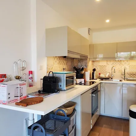 2 Pieces 32m2 A 150m