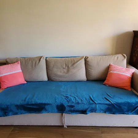 2 Pieces 32m2 A 150m Apartment