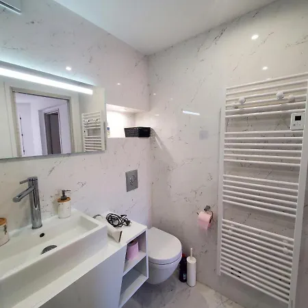 Apartment 2 Pieces 32m2 A 150m *